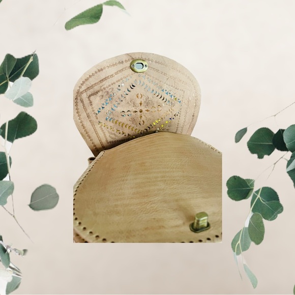 vintage Genuine Leather Handmade Messenger Boho Crossbody Bag Gift No tags - Picture 6 of 15